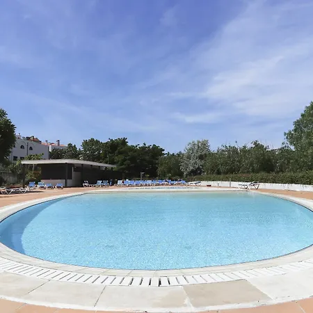 Апартаменты Park Swimming Pool By Homing
